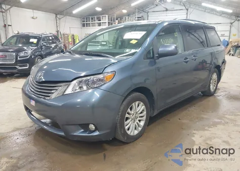 2013 Toyota Sienna Xle/Limited from USA, damaged, VIN 5TDYK3DC1DS359718